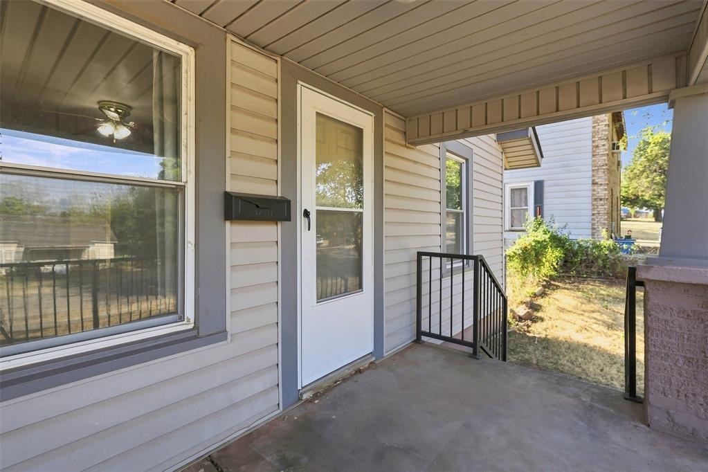 319 S 10th Street Property Photo 6