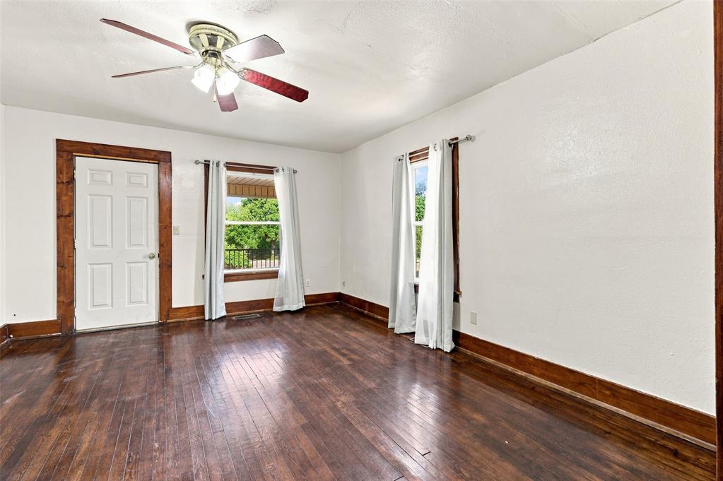 319 S 10th Street Property Photo 13