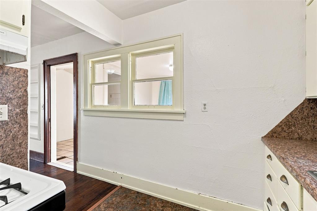 319 S 10th Street Property Photo 20