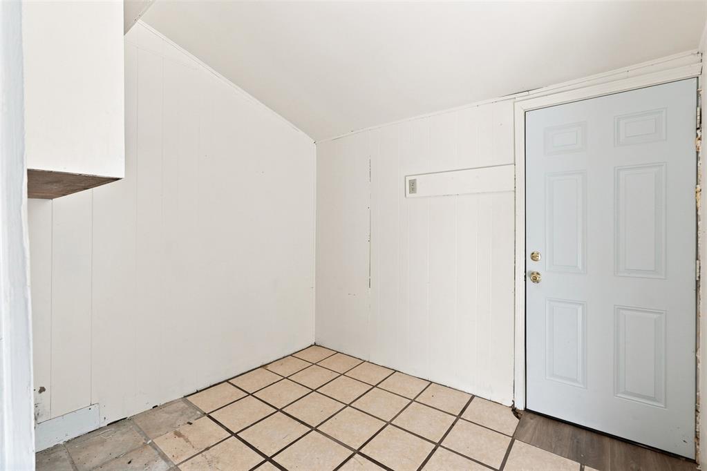 319 S 10th Street Property Photo 30