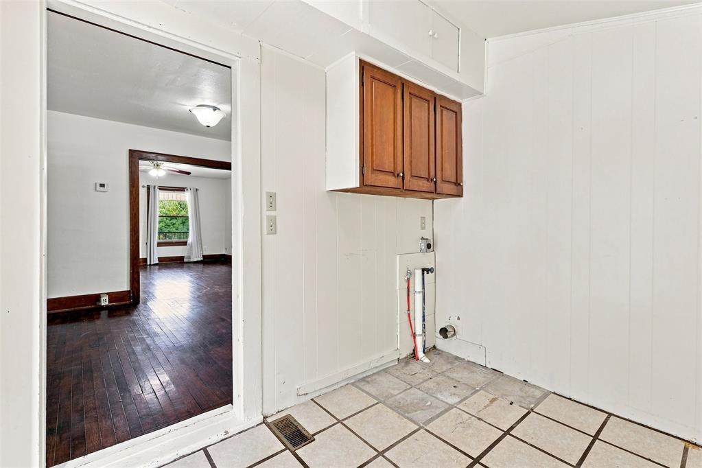 319 S 10th Street Property Photo 31