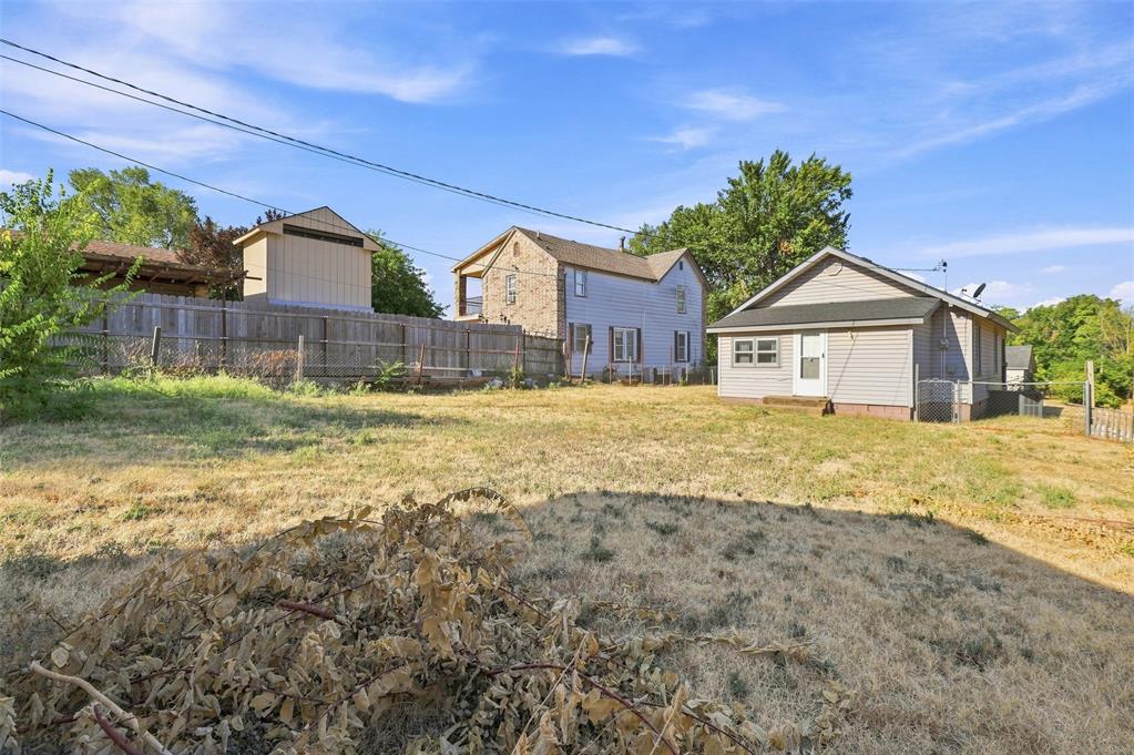 319 S 10th Street Property Photo 36
