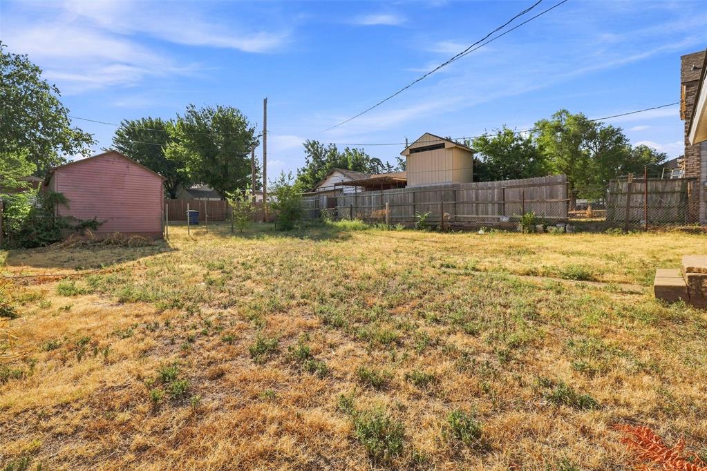 319 S 10th Street Property Photo 37