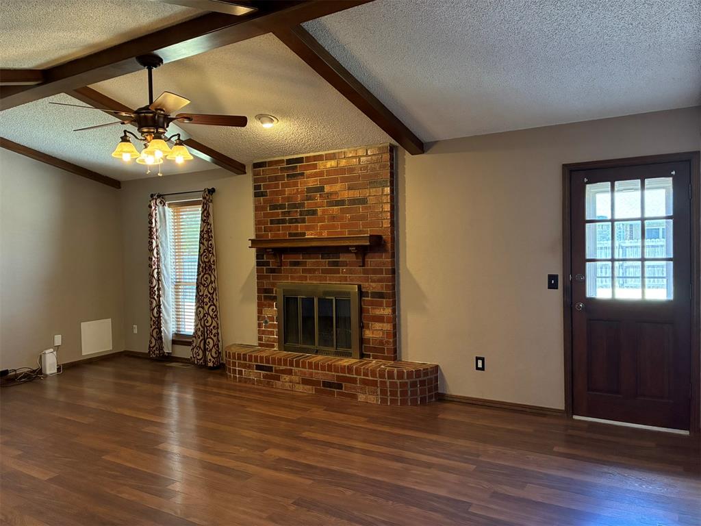 618 Hoehner Avenue Property Photo 3
