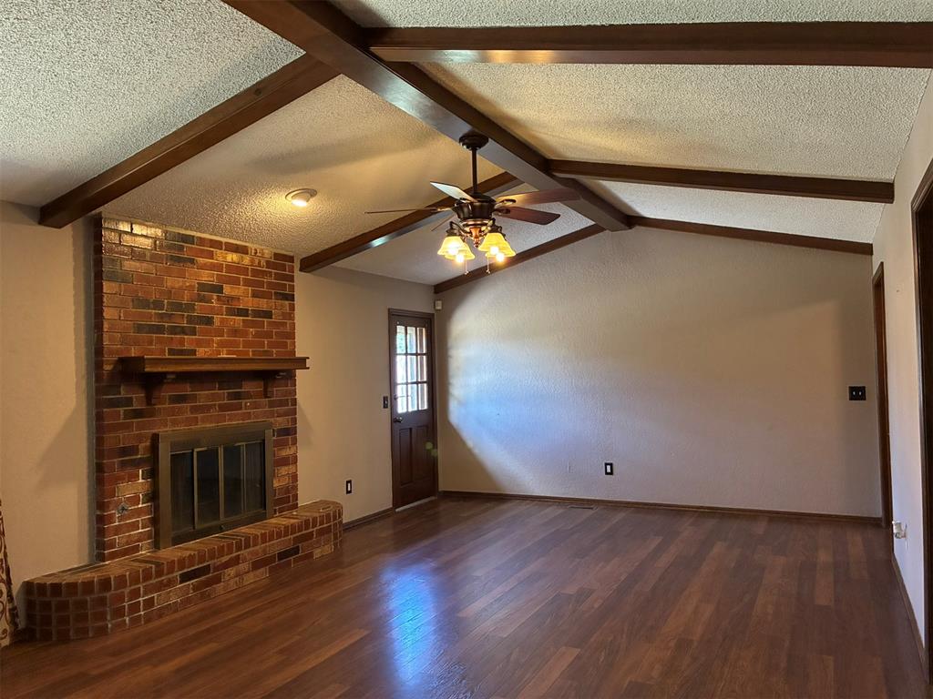 618 Hoehner Avenue Property Photo 4