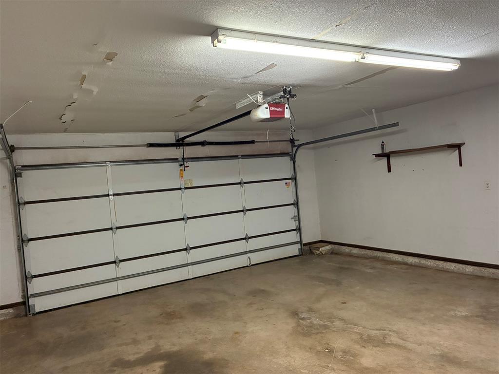 618 Hoehner Avenue Property Photo 17