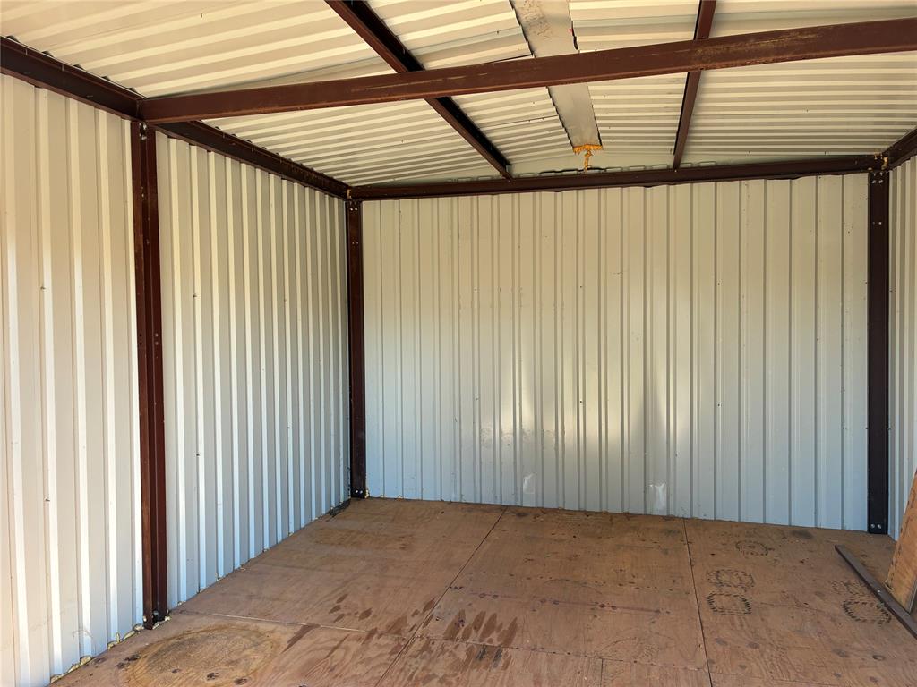 618 Hoehner Avenue Property Photo 26