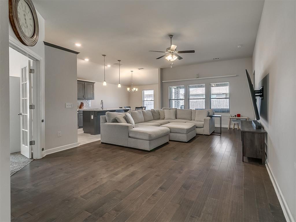 469 Nest Circle Property Photo 3