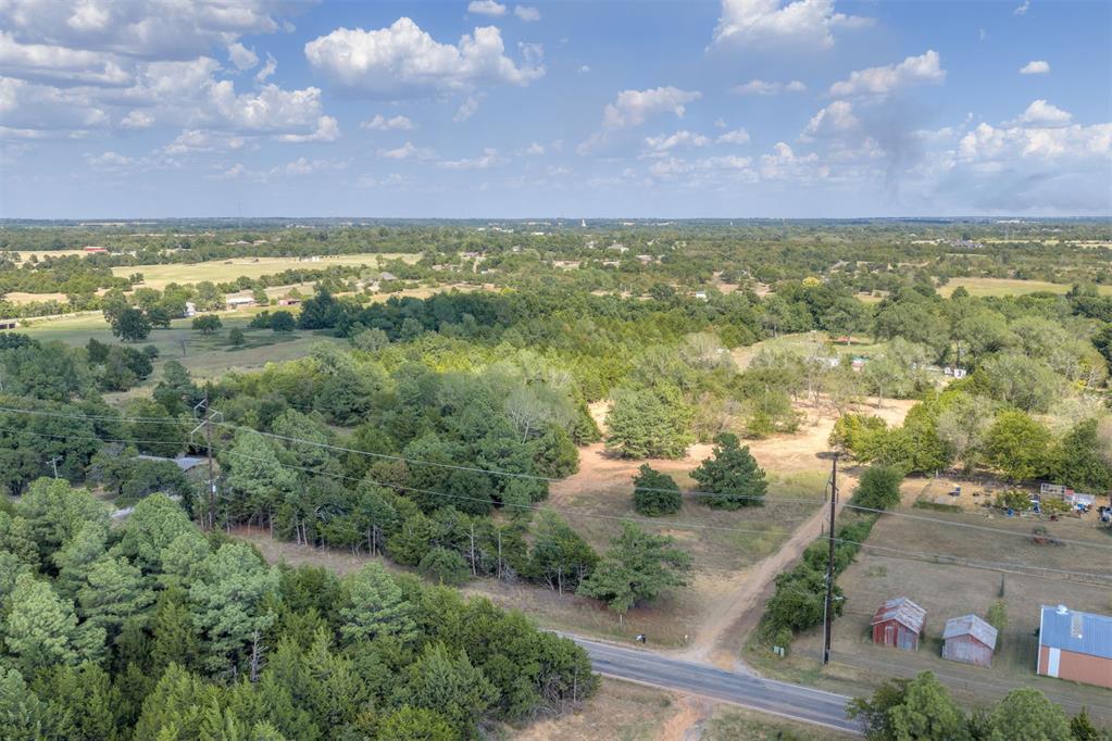 760 N Luther Road Property Photo 3