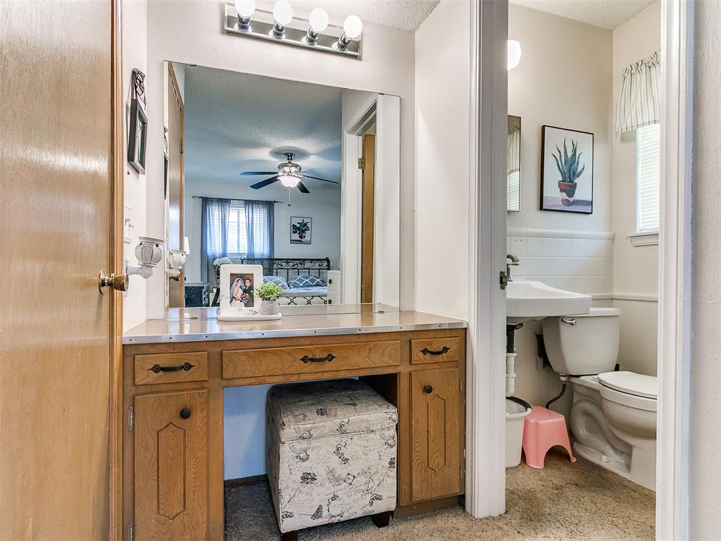 828 N Markwell Avenue Property Photo 19