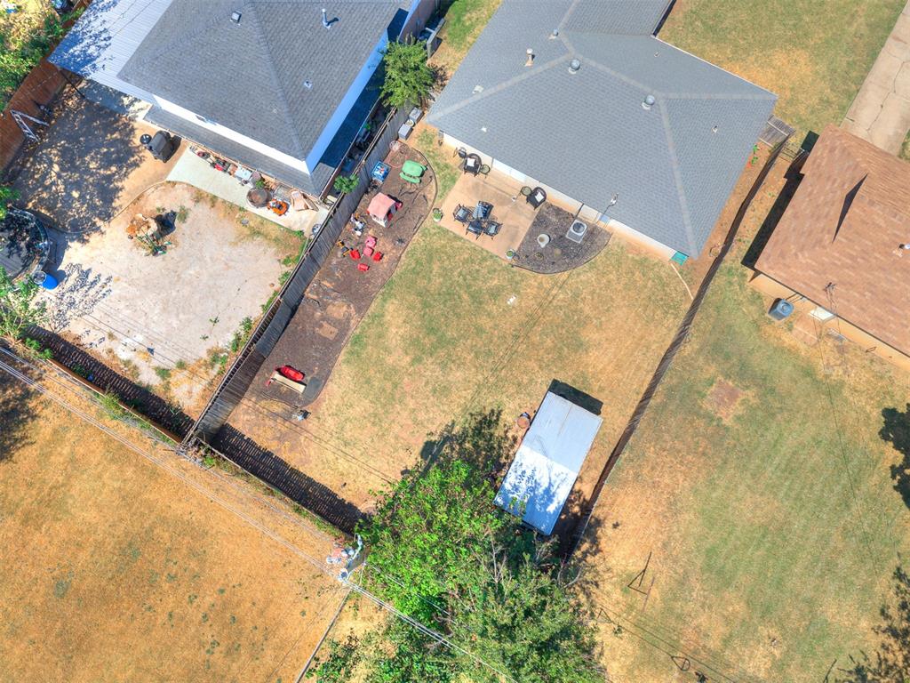828 N Markwell Avenue Property Photo 27