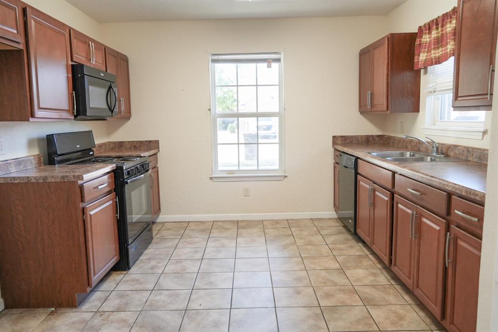 913 Sw 16th Street Property Photo 4