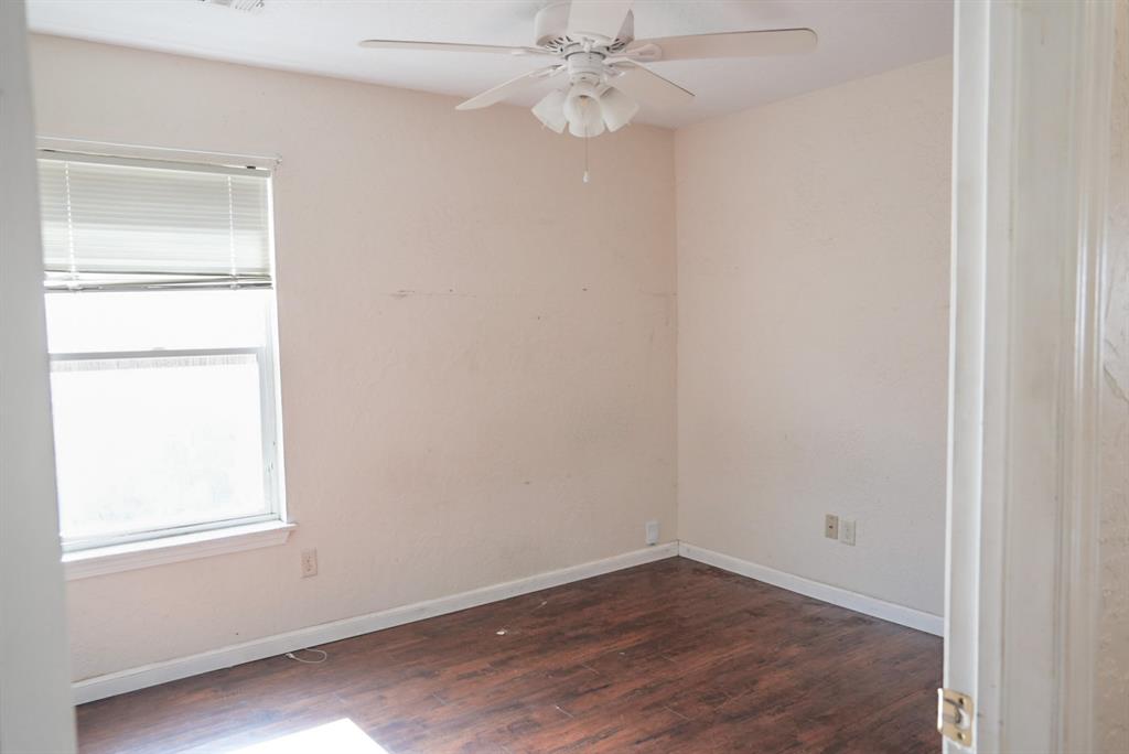 913 Sw 16th Street Property Photo 9