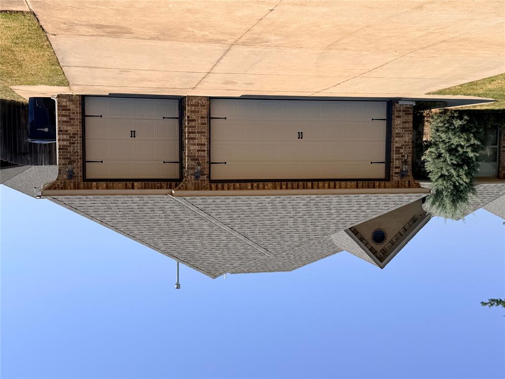 17100 Barcelona Drive Property Photo 2