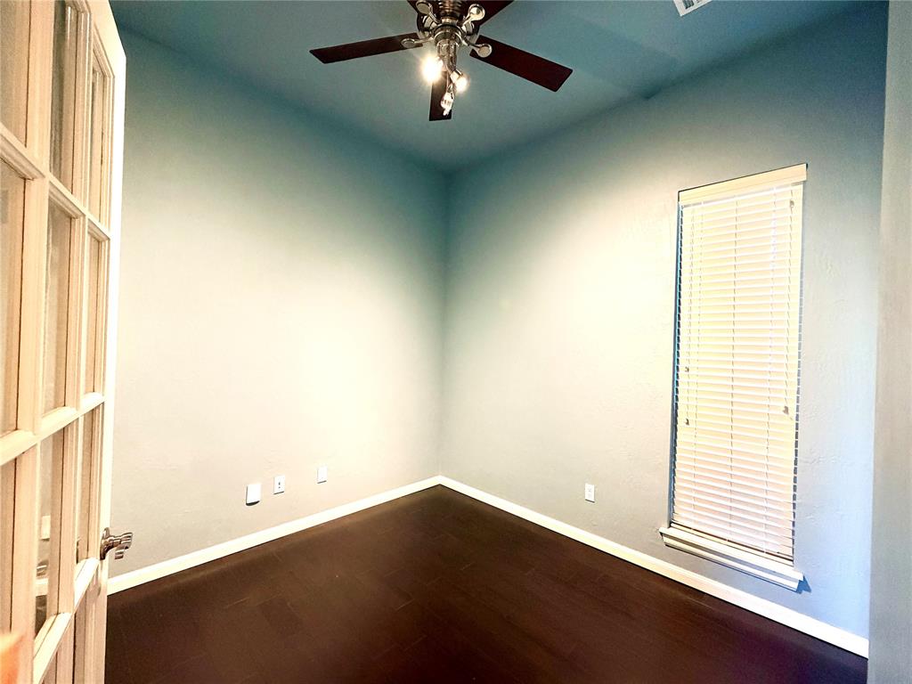 17100 Barcelona Drive Property Photo 14
