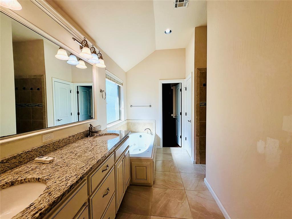 17100 Barcelona Drive Property Photo 21