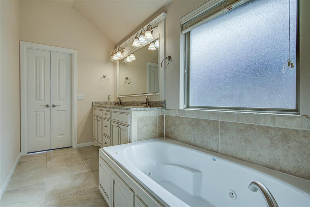 17100 Barcelona Drive Property Photo 40