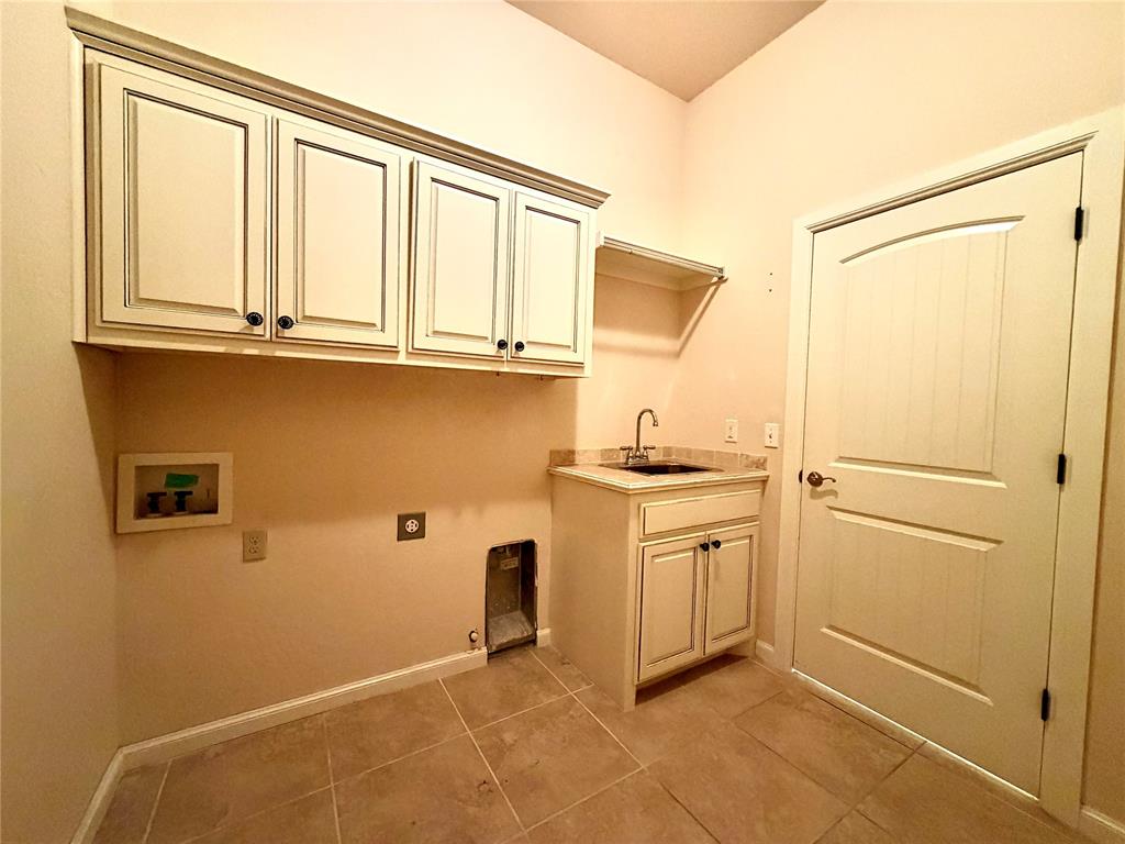 17100 Barcelona Drive Property Photo 45