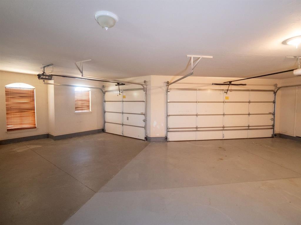 5700 Nw 160th Street Property Photo 49