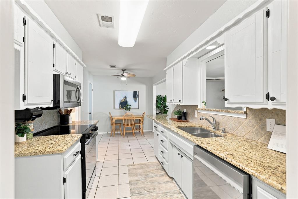 321 Ne 12th Street Property Photo 16
