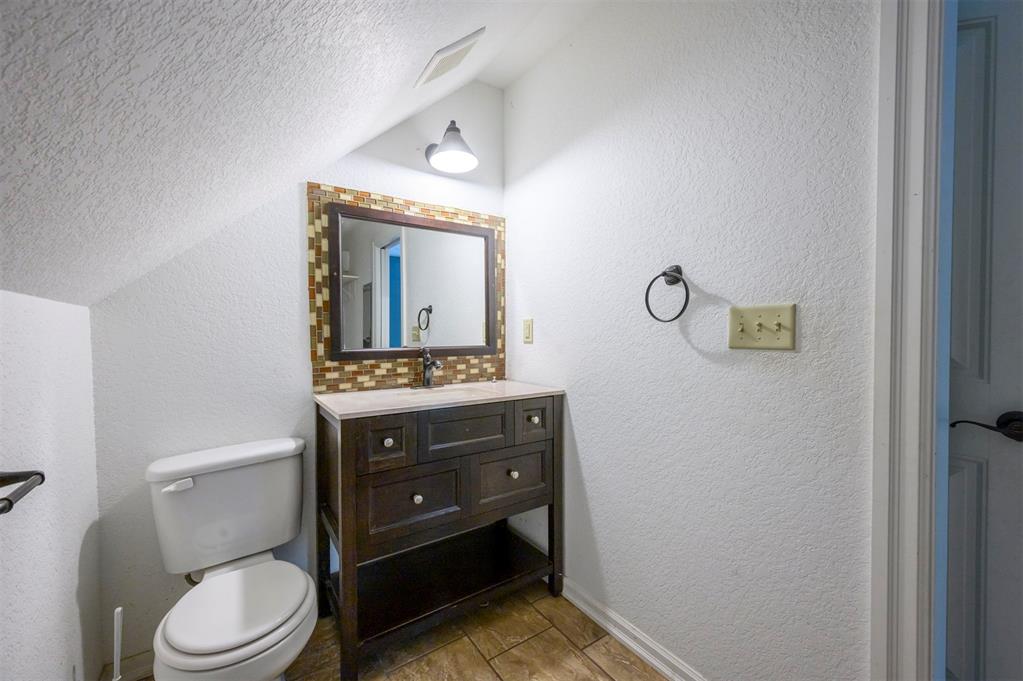 611 W Circle Drive Property Photo 20