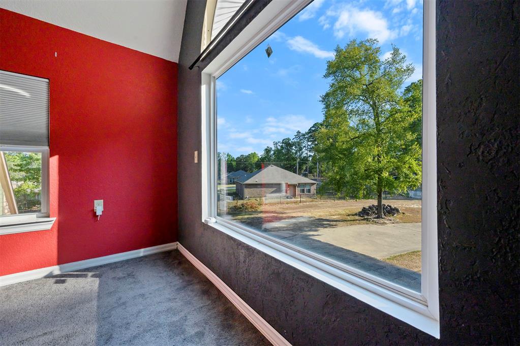 611 W Circle Drive Property Photo 30