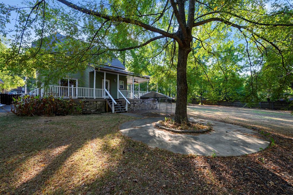 611 W Circle Drive Property Photo 43