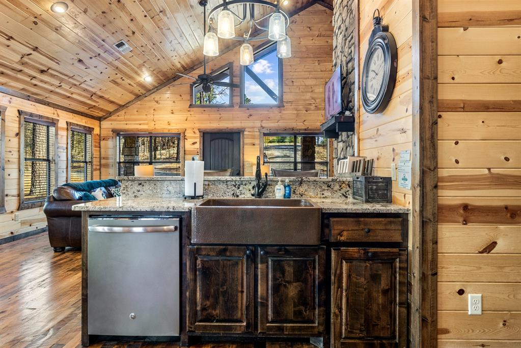 38 Rough Cut Circle Property Photo 15