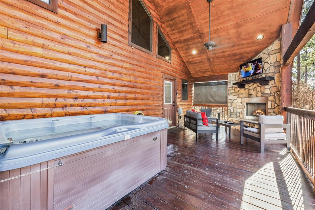 38 Rough Cut Circle Property Photo 29