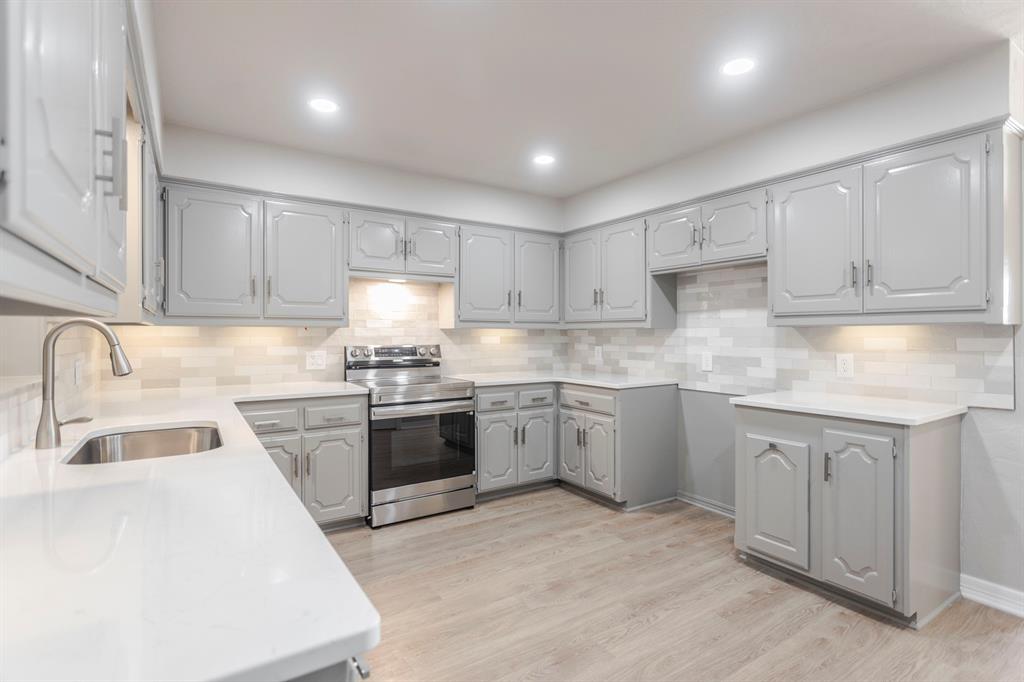 406 Nw 45th Street Property Photo 12