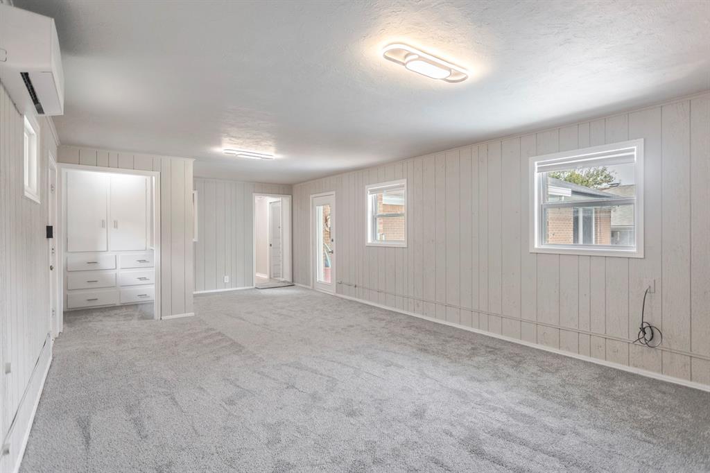 406 Nw 45th Street Property Photo 16