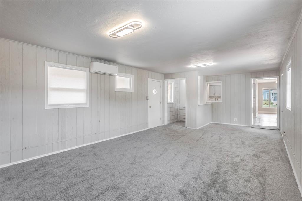 406 Nw 45th Street Property Photo 17