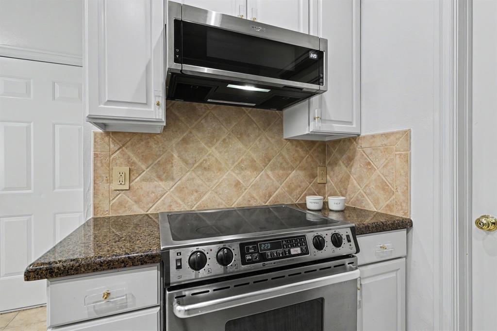 8616 N May Avenue 30b Property Photo 15