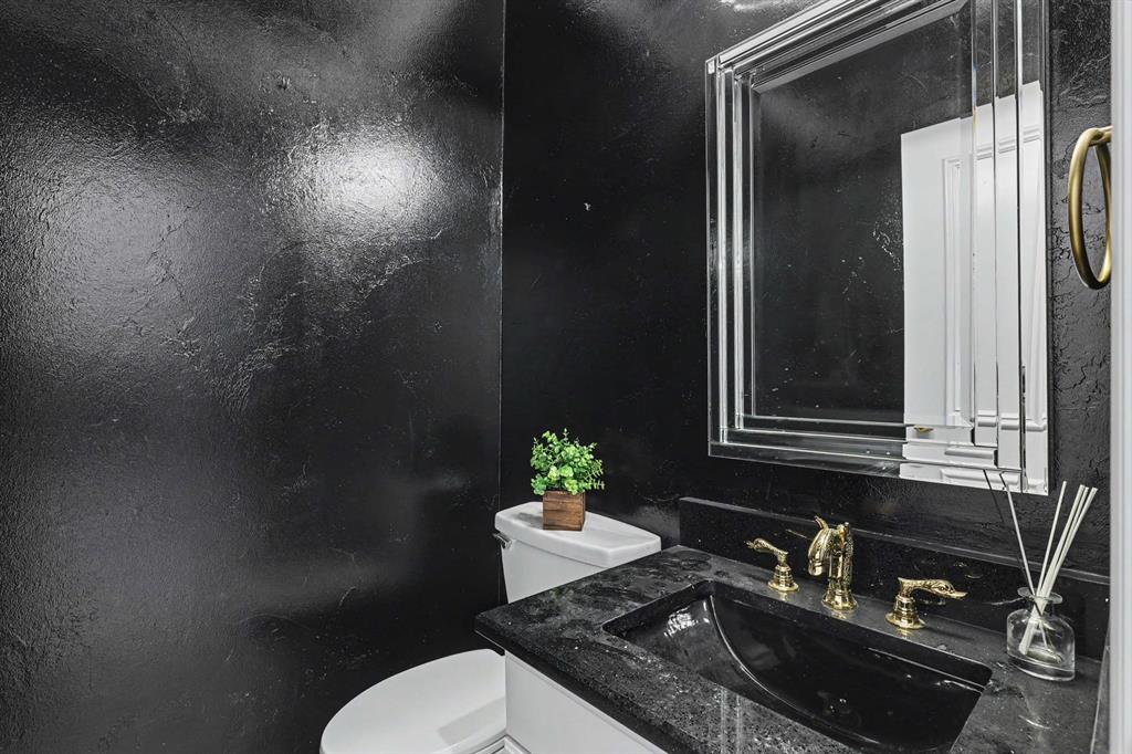 8616 N May Avenue 30b Property Photo 29