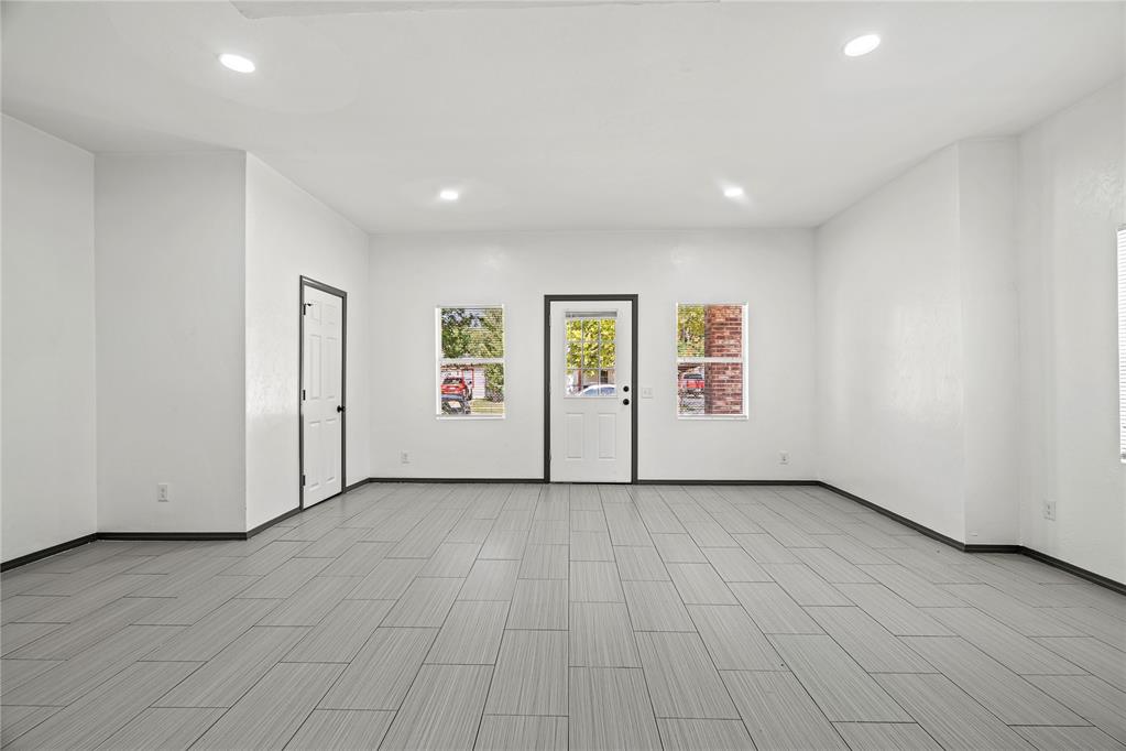2136 Sw 23rd Street Property Photo 5
