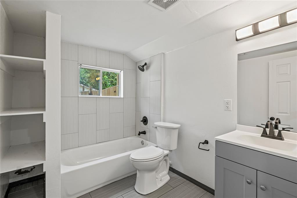 2136 Sw 23rd Street Property Photo 9
