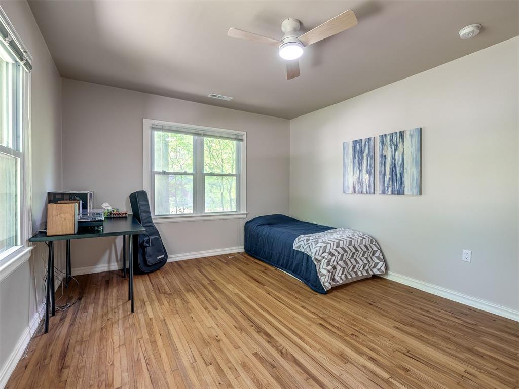 1102 Mcnamee Street Property Photo 23