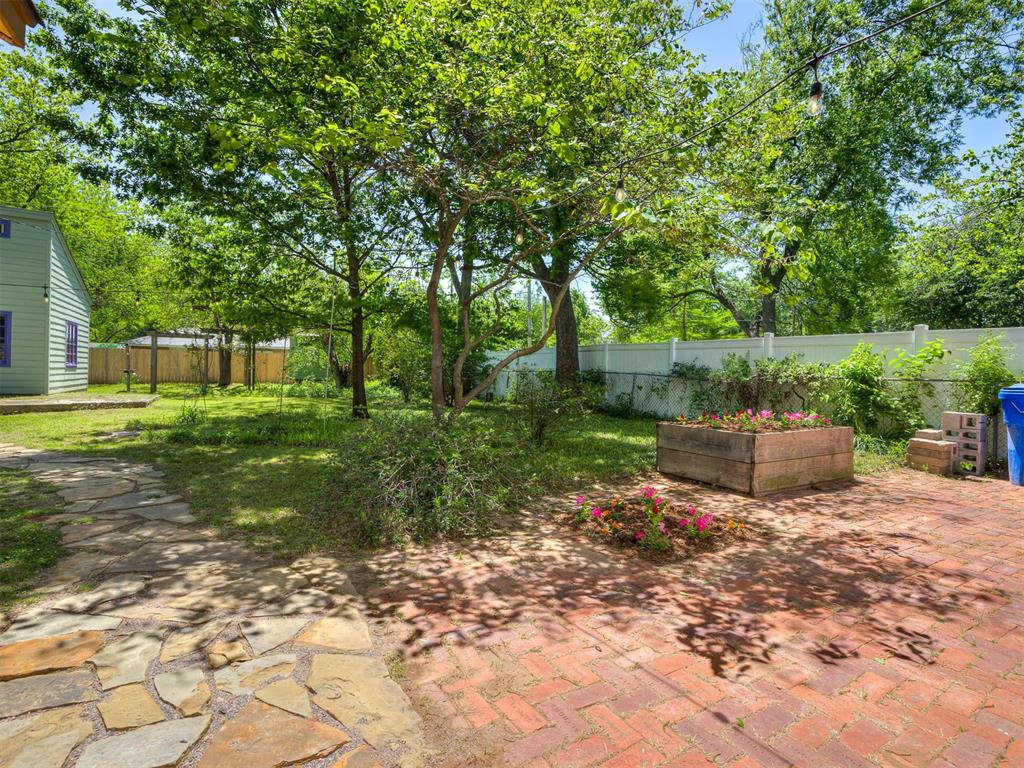 1102 Mcnamee Street Property Photo 39