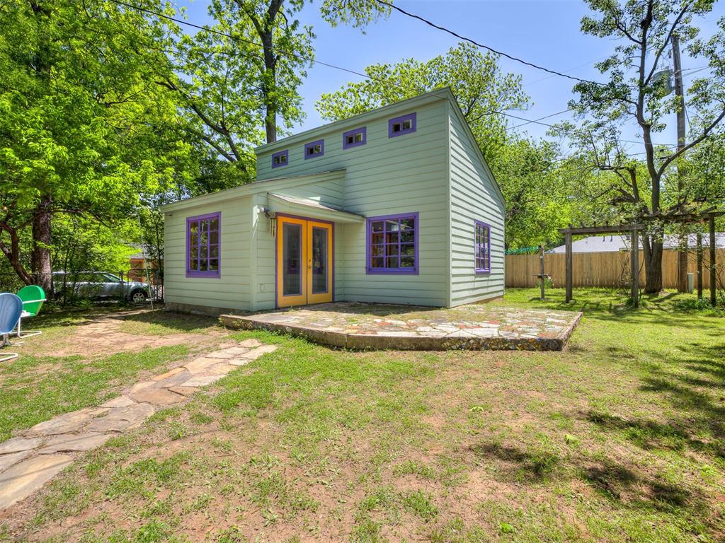 1102 Mcnamee Street Property Photo 43