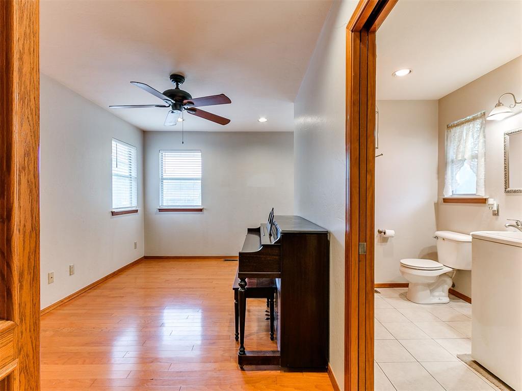 3916 Cashion Place Property Photo 38