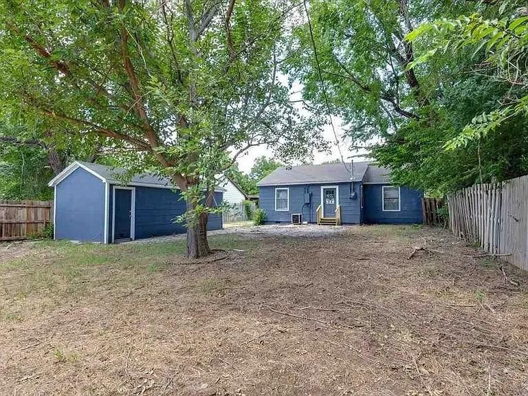 1612 Nw Kingsbury Avenue Property Photo 12