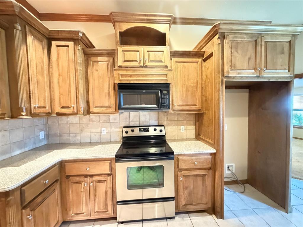 613 Okie Ridge Road Property Photo 6