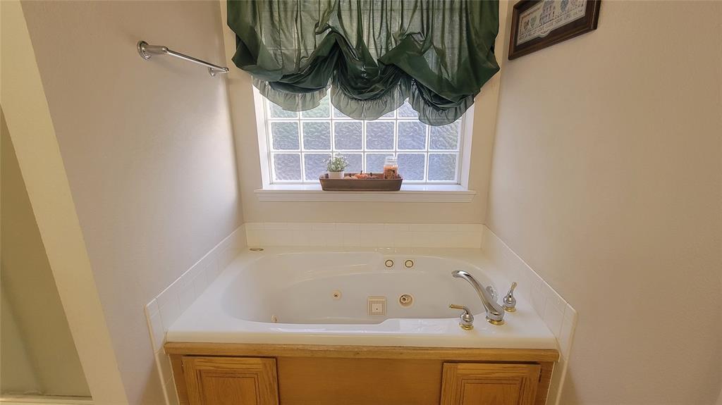 114 Camaron Drive Property Photo 16