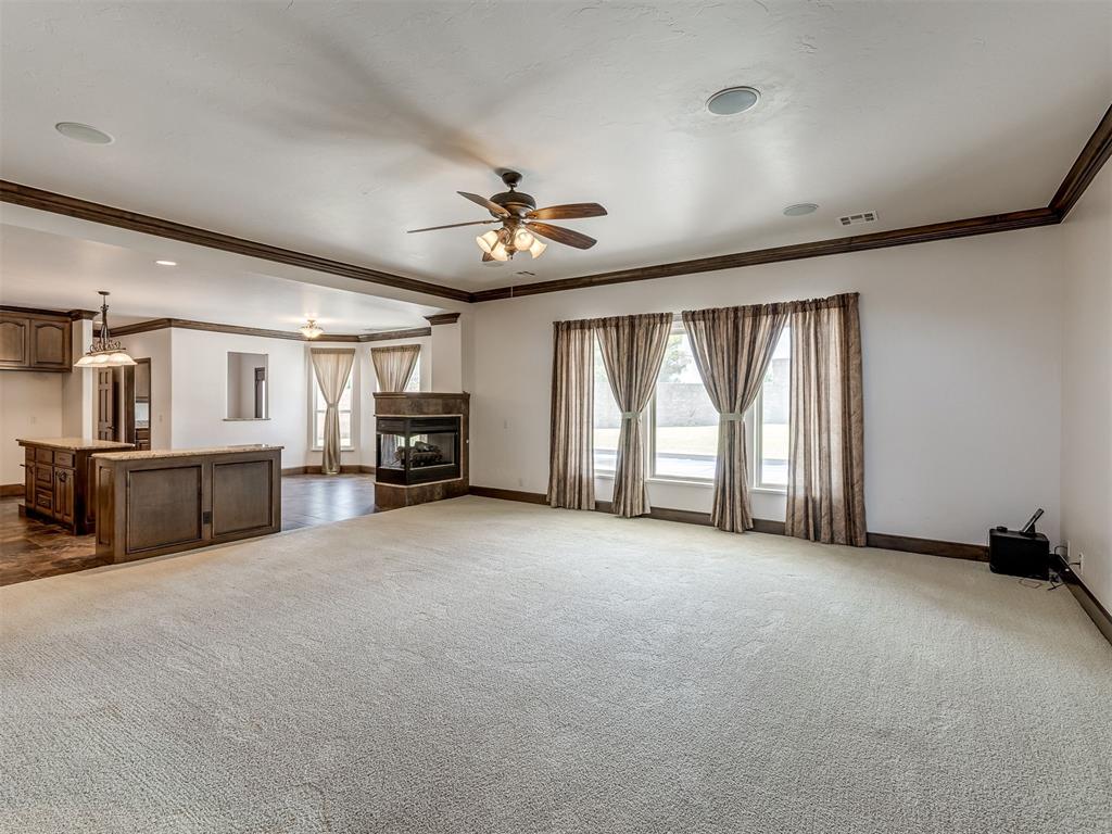 12325 Carriage Way Property Photo 13