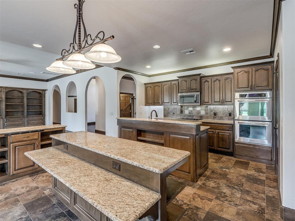 12325 Carriage Way Property Photo 19