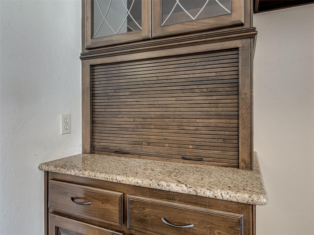 12325 Carriage Way Property Photo 26