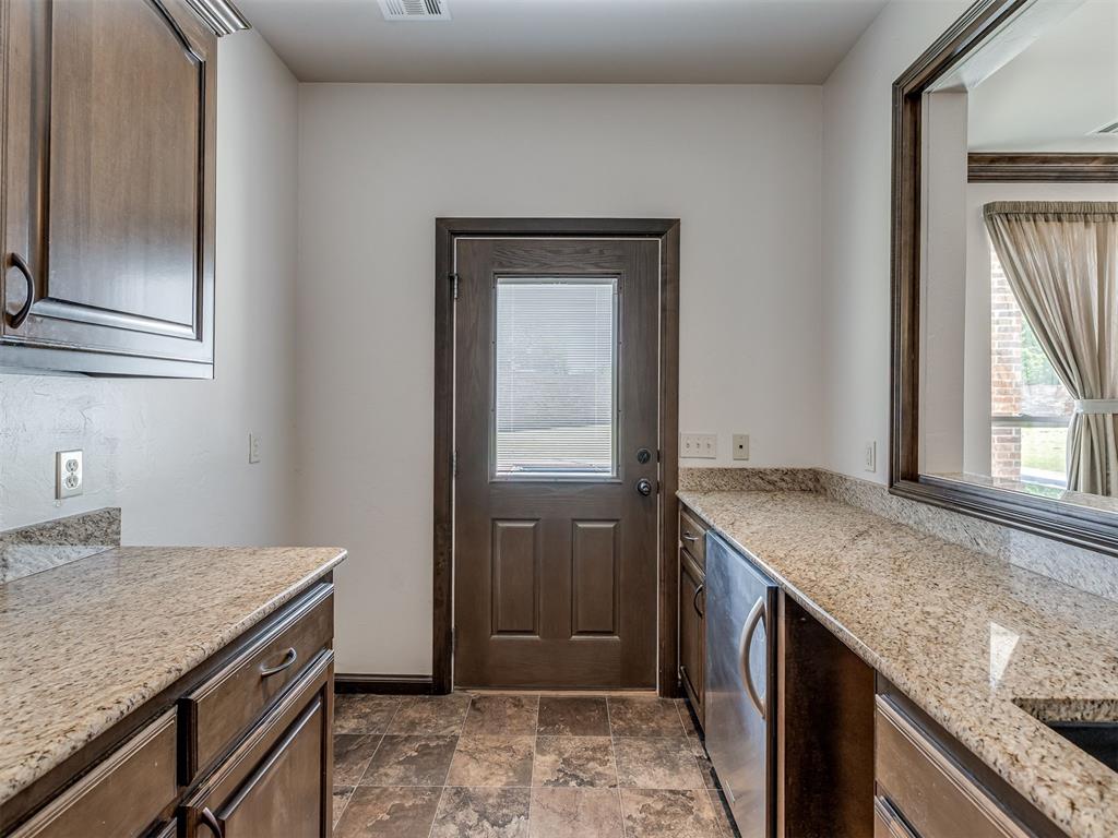 12325 Carriage Way Property Photo 27