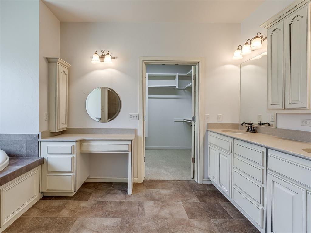 12325 Carriage Way Property Photo 31