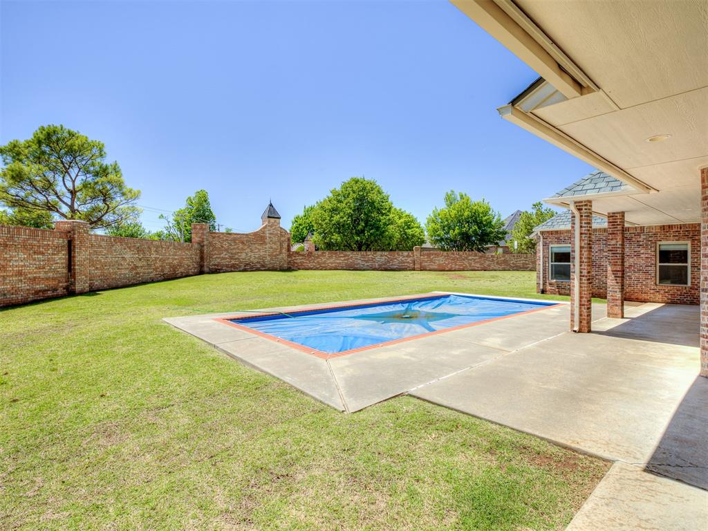 12325 Carriage Way Property Photo 48