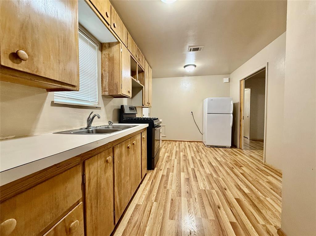 308 S Magnolia Avenue Property Photo 4
